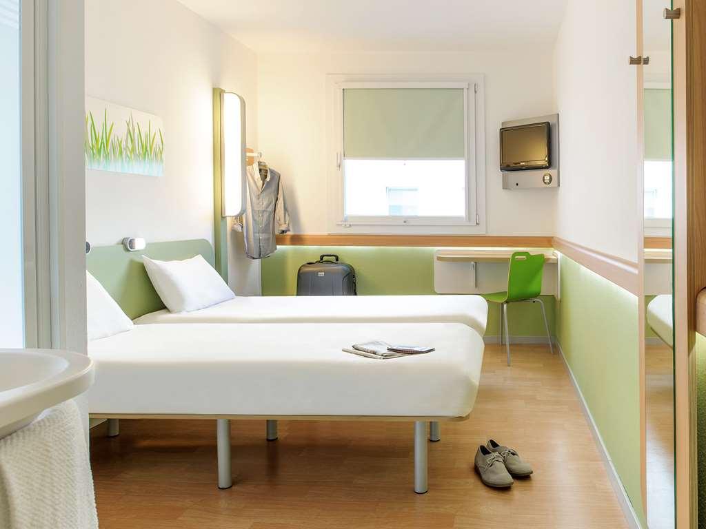Ibis Budget - Porte De Баньоле Номер фото