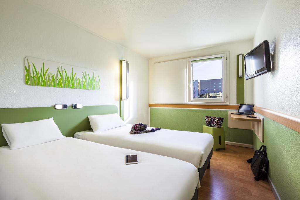 Ibis Budget - Porte De Баньоле Екстер'єр фото