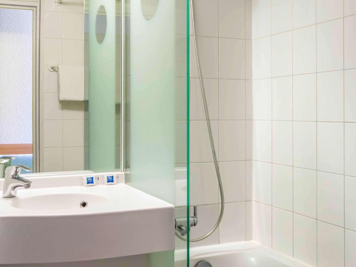 Ibis Budget - Porte De Баньоле Екстер'єр фото